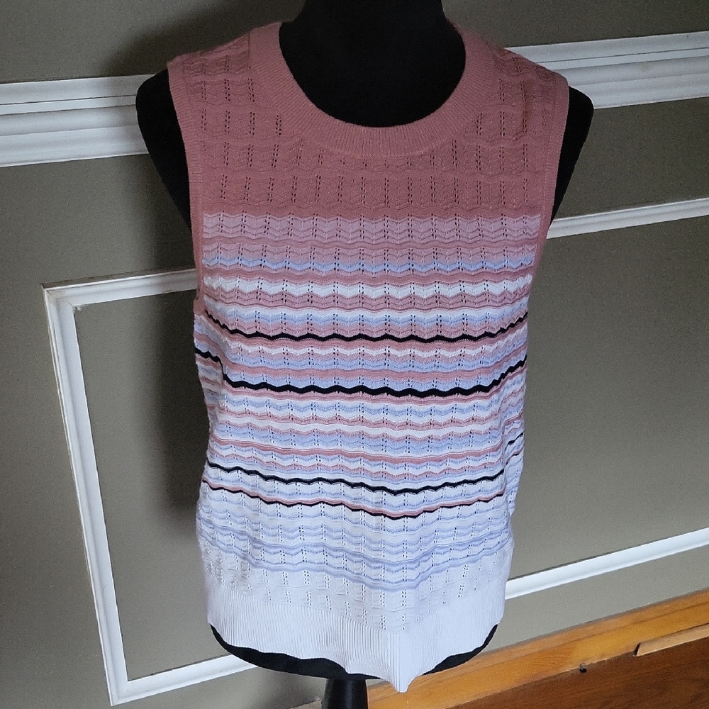 Liz Claiborne Pink and White Patterned Tank Top